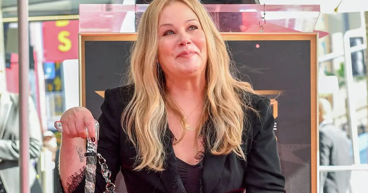 Preview image from HELLO! Magazine for Christina Applegate debuts stunning hair transformation after months out of the spotlight