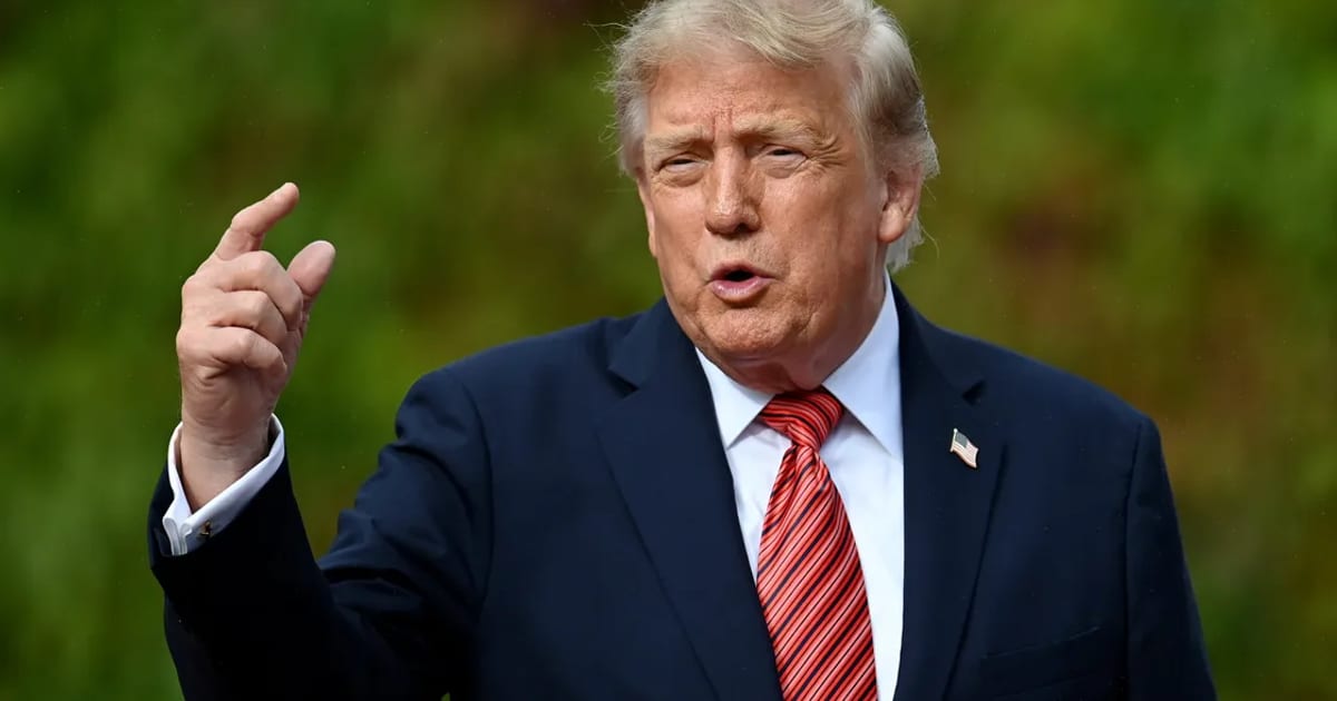 Preview image from HuffPost for GOP Strategist Reveals Republicans' Private Thoughts On Trump Press Ban — And They're Not Pretty